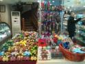 Oeufs et lapins en chocolat dans une vitrine d'Istanbul