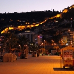 La forteresse d'Alanya de nuit
